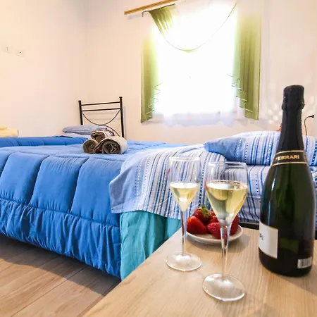 Casa Vacanze Isa E Vane Apartment Santa Domenica (Vibo Valentia)