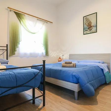 Casa Vacanze Isa E Vane * 산타도메니카